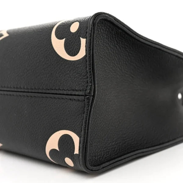 Louis Vuitton OnTheGo PM Black/Beige Giant Monogram Empreinte Leather